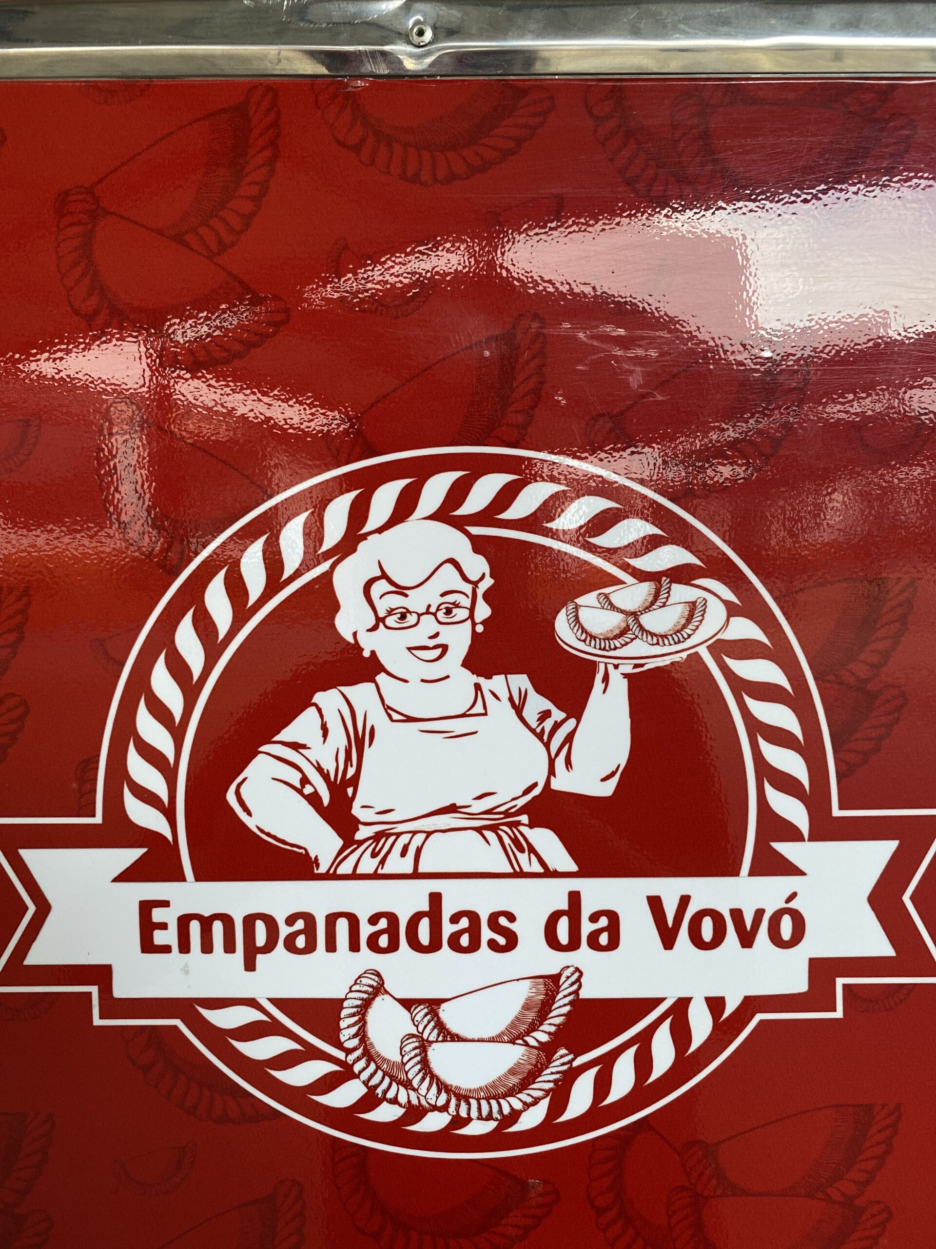 Logo Filhos e filhas empanadas 